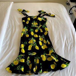 Beautiful lemon dress